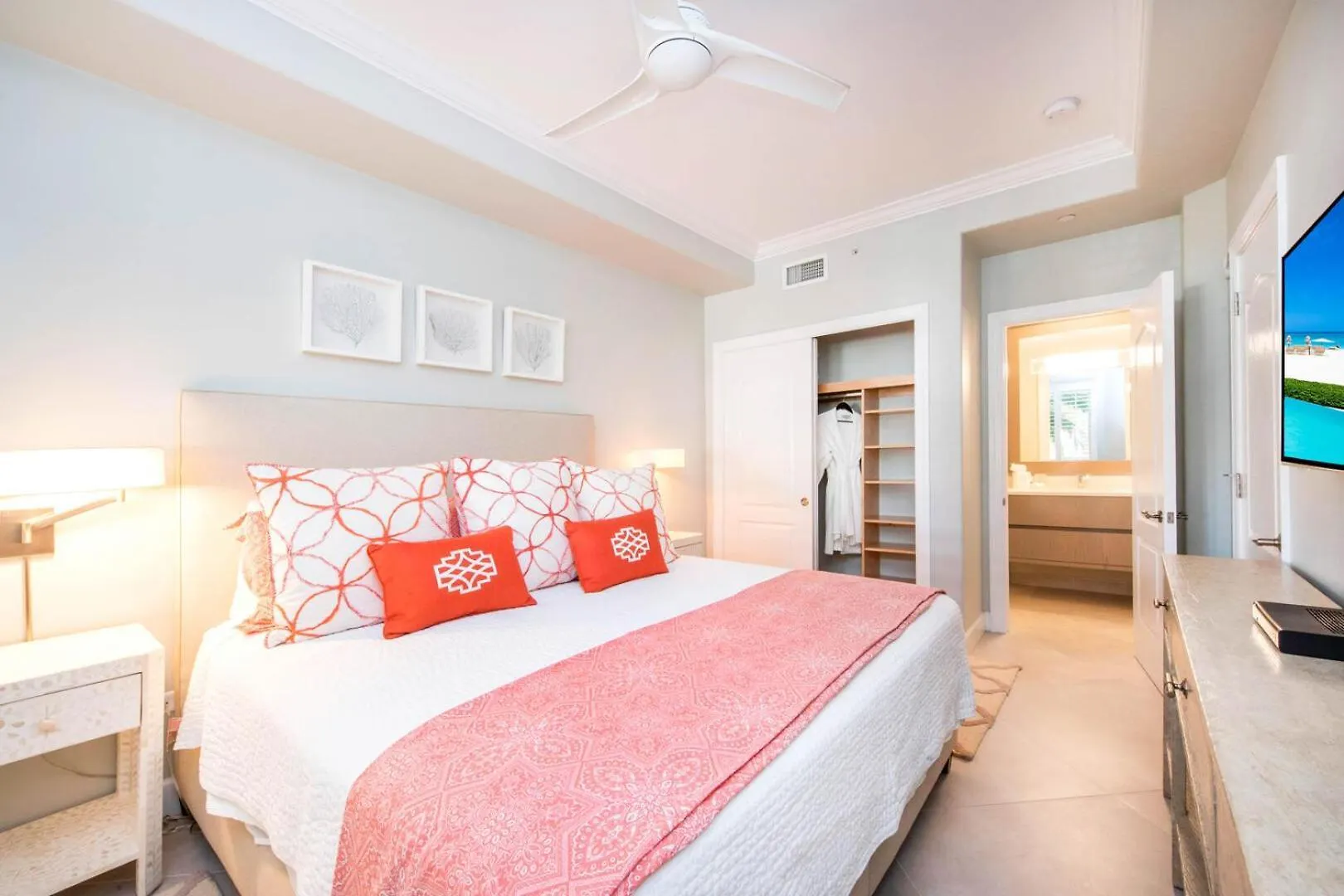 Beachcomber 03 George Town Apartman